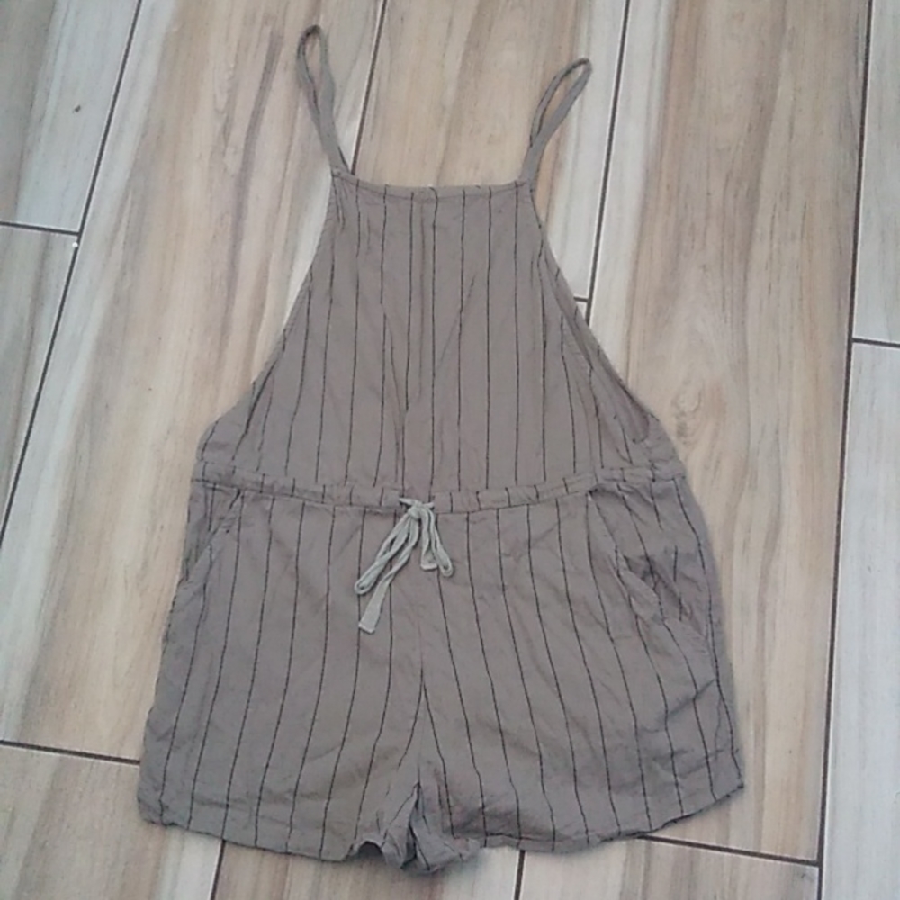 Green pinstripes Billabong romper with pockets